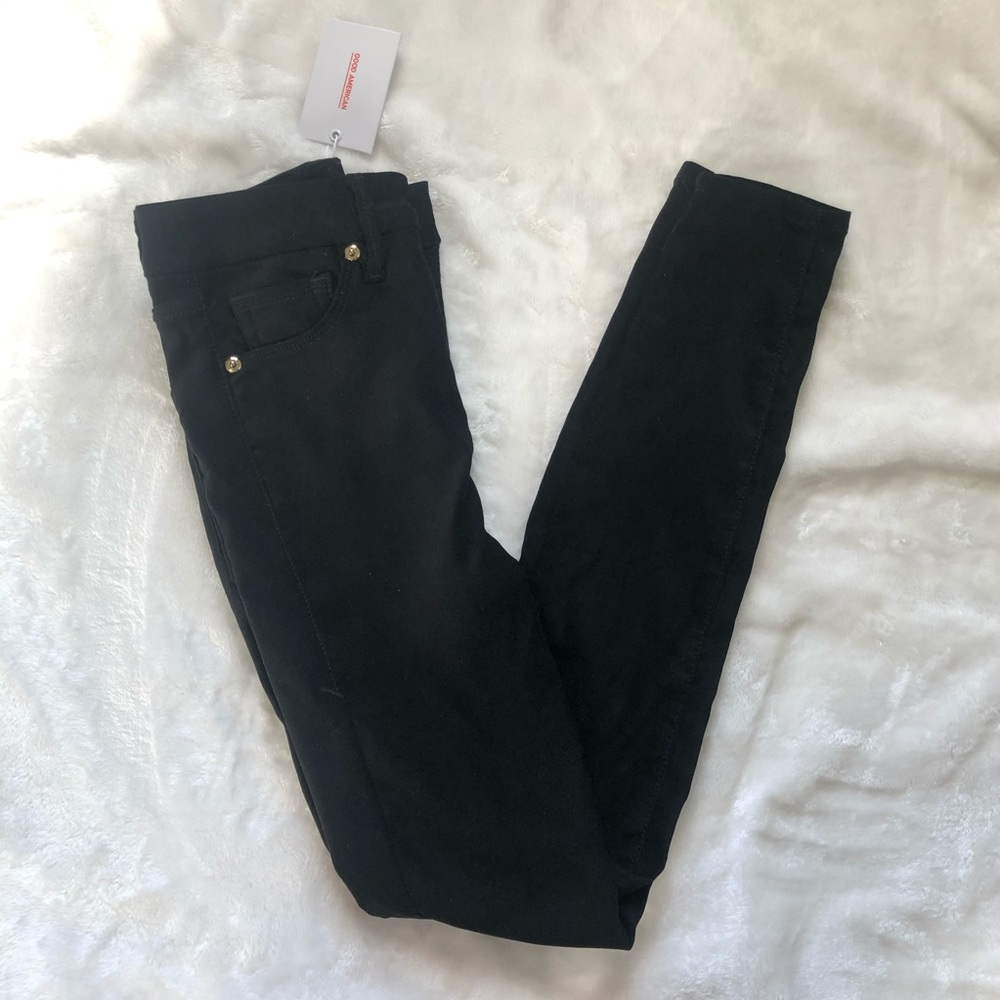 Good American GOOD LEGS SUEDE-LIKE Jeans